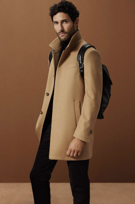 Noah Mills pic #1101496
