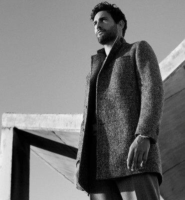 Noah Mills pic #1101499