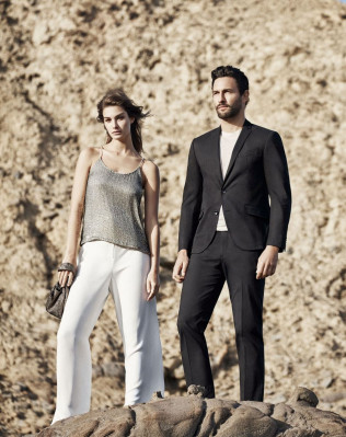 Noah Mills pic #1139405