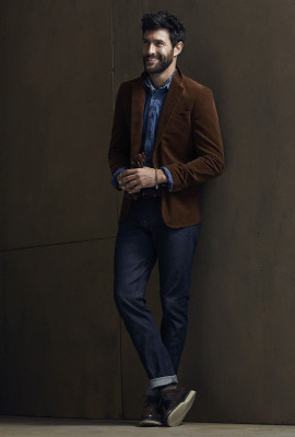 Noah Mills pic #1185481