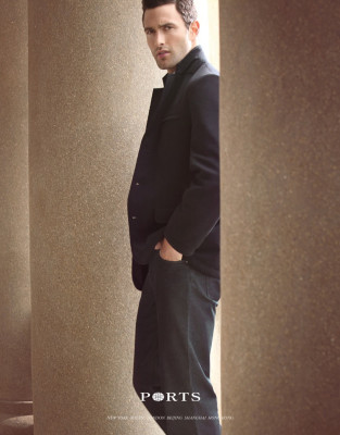 Noah Mills pic #312104