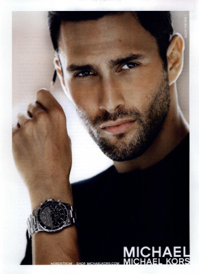 Noah Mills pic #306667