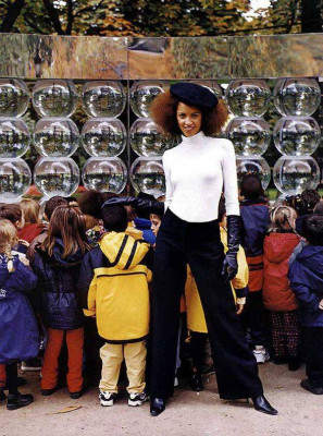 Noemie Lenoir pic #93563