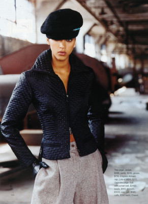 Noemie Lenoir pic #93553
