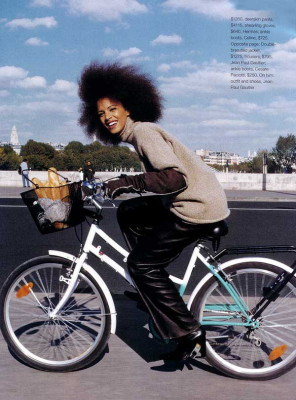 Noemie Lenoir pic #93558