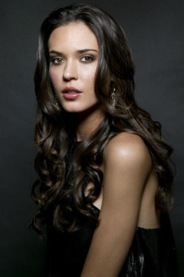 Odette Annable pic #765000