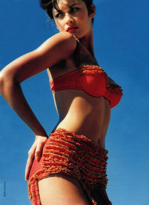 Olga Kurylenko pic #214160