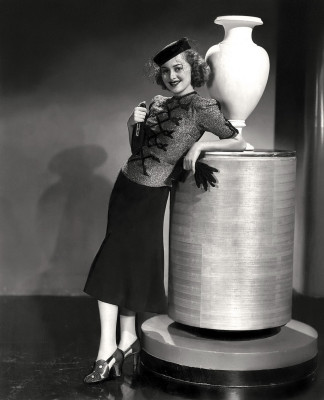 Olivia de Havilland pic #224251