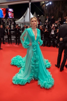 Olivia DeJonge pic #1304449
