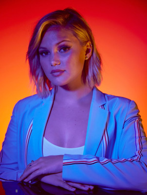Olivia Holt pic #1054071