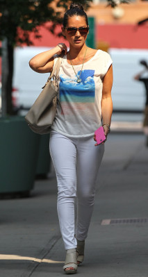 Olivia Munn pic #615548