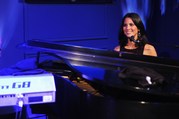 Olivia Munn pic #575161