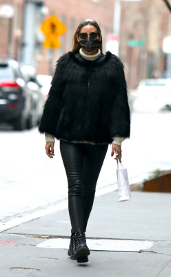 photo 10 in Olivia Palermo gallery [id1285914] 2021-12-10 00:00:00