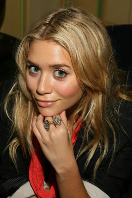 photo 5 in Olsen Twins gallery [id381046] 2011-05-24 00:00:00