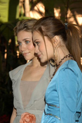 photo 23 in Twins gallery [id377322] 2011-05-16 00:00:00