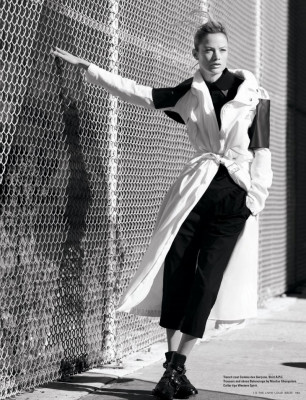 photo 14 in Carolyn Murphy gallery [id345303] 2011-02-22 00:00:00