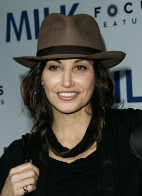 Gina Gershon pic #217868