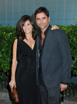photo 24 in Gina Gershon gallery [id200465] 2009-11-16 00:00:00