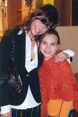 photo 16 in Gina Gershon gallery [id65043] -0001-11-30 00:00:00