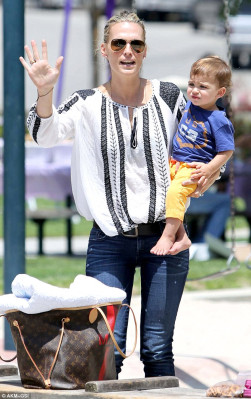 Molly Sims pic #626234