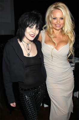 Pamela Anderson pic #730297