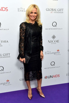 Pamela Anderson pic #893783