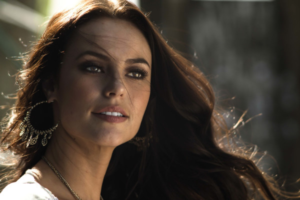 Paola Oliveira pic #791476