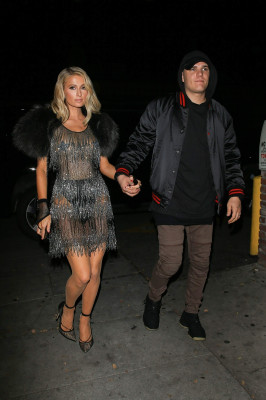 Paris Hilton pic #1020192