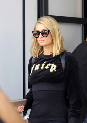 Paris Hilton pic #1027137