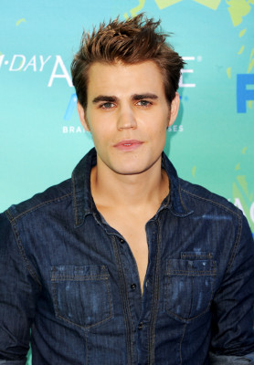 photo 4 in Paul Wesley gallery [id397903] 2011-08-19 00:00:00
