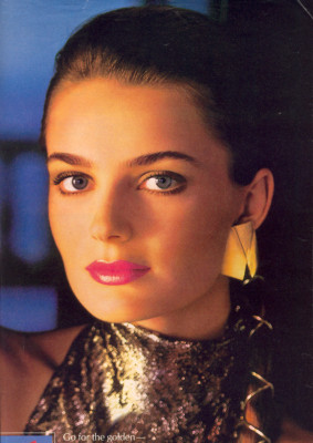 photo 22 in Paulina Porizkova gallery [id214022] 2009-12-14 00:00:00