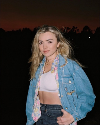 Peyton Roi List pic #1192637