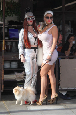 Phoebe Price pic #999082