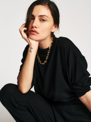 photo 28 in Phoebe Tonkin gallery [id1247265] 2021-02-02 00:00:00