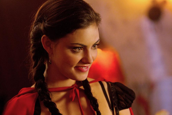 Phoebe Tonkin pic #488382