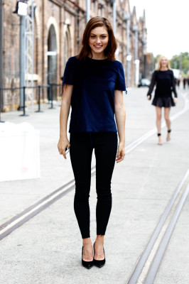 photo 26 in Phoebe Tonkin gallery [id620338] 2013-07-22 00:00:00