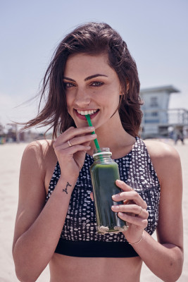 photo 17 in Phoebe Tonkin gallery [id793399] 2015-08-25 00:00:00