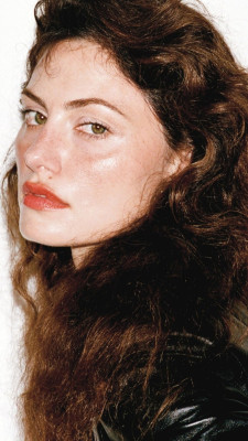 Phoebe Tonkin for Side Note