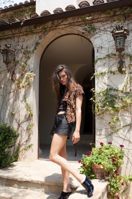 Phoebe Tonkin pic #737462