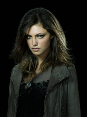 Phoebe Tonkin pic #503518
