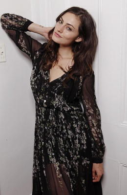 Phoebe Tonkin pic #741113