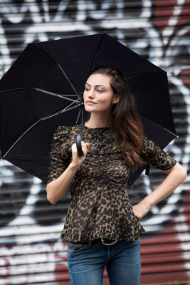 Phoebe Tonkin pic #814333