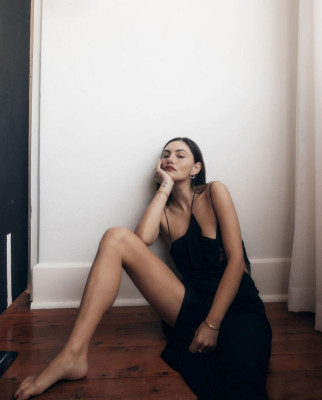 Phoebe Tonkin pic #1273316