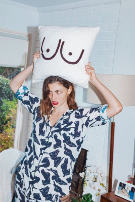 photo 23 in Phoebe Tonkin gallery [id1028087] 2018-04-12 00:00:00