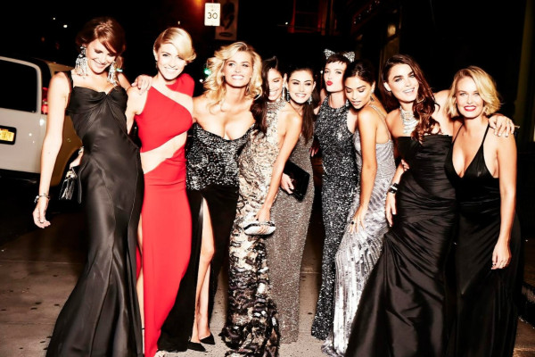 Phoebe Tonkin pic #746776