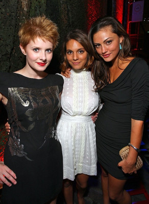 photo 17 in Phoebe Tonkin gallery [id490313] 2012-05-18 00:00:00