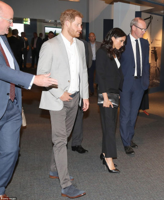 Prince Harry of Wales pic #1050033
