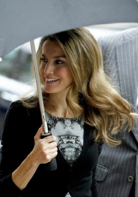 Queen Letizia of Spain pic #644093