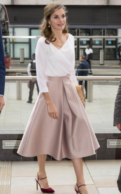 Queen Letizia of Spain pic #1120834