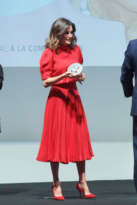 Queen Letizia of Spain pic #1092368
